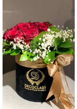 Kırmızı Gül & Yeşillikler Yuvarlak Decoclass Özel Kutusunda